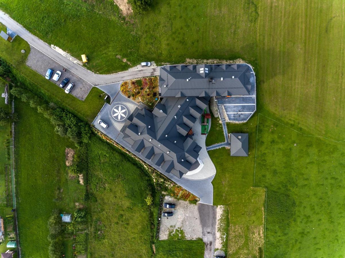 Pensjonat Perla Pienin Grywald Exteriör bild